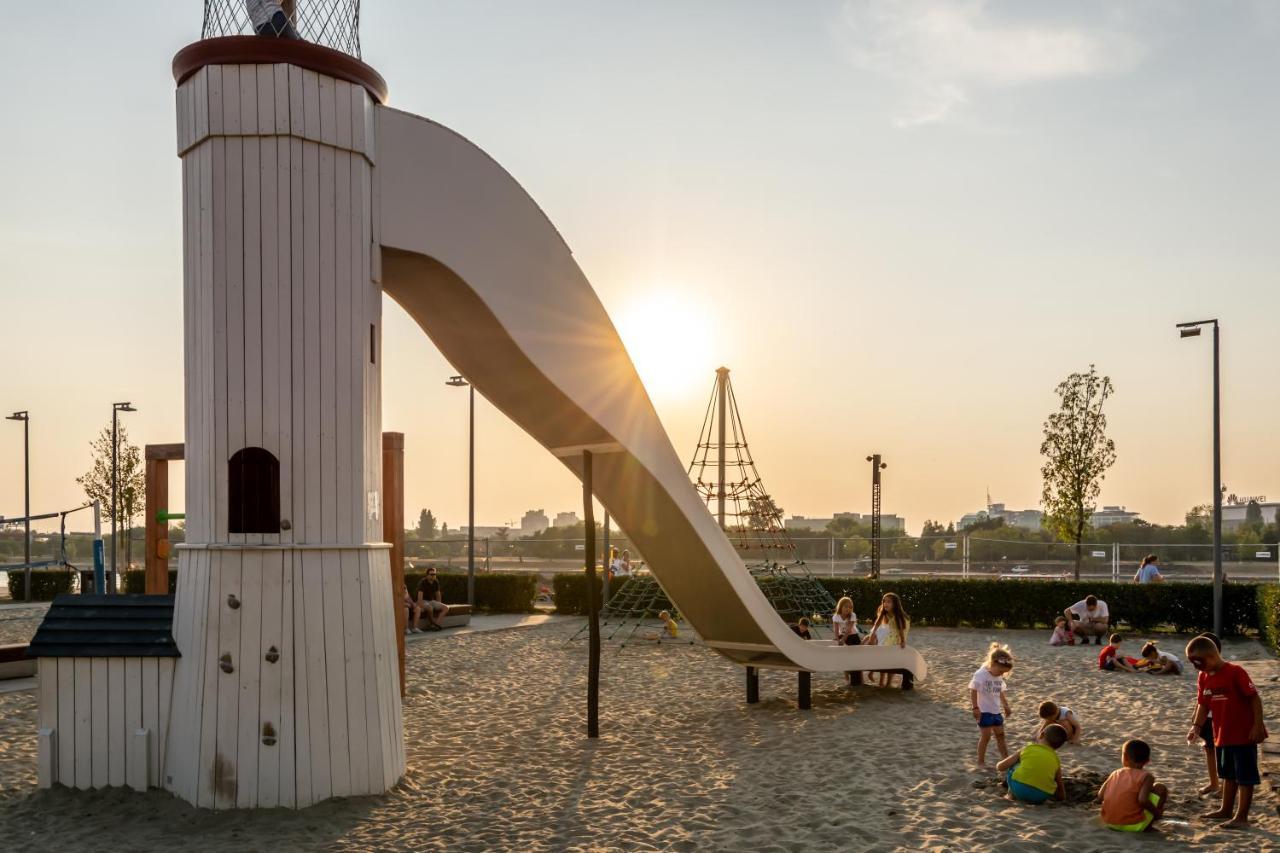 Beograd Na Vodi - Belgrade Waterfront Riverside Exterior photo